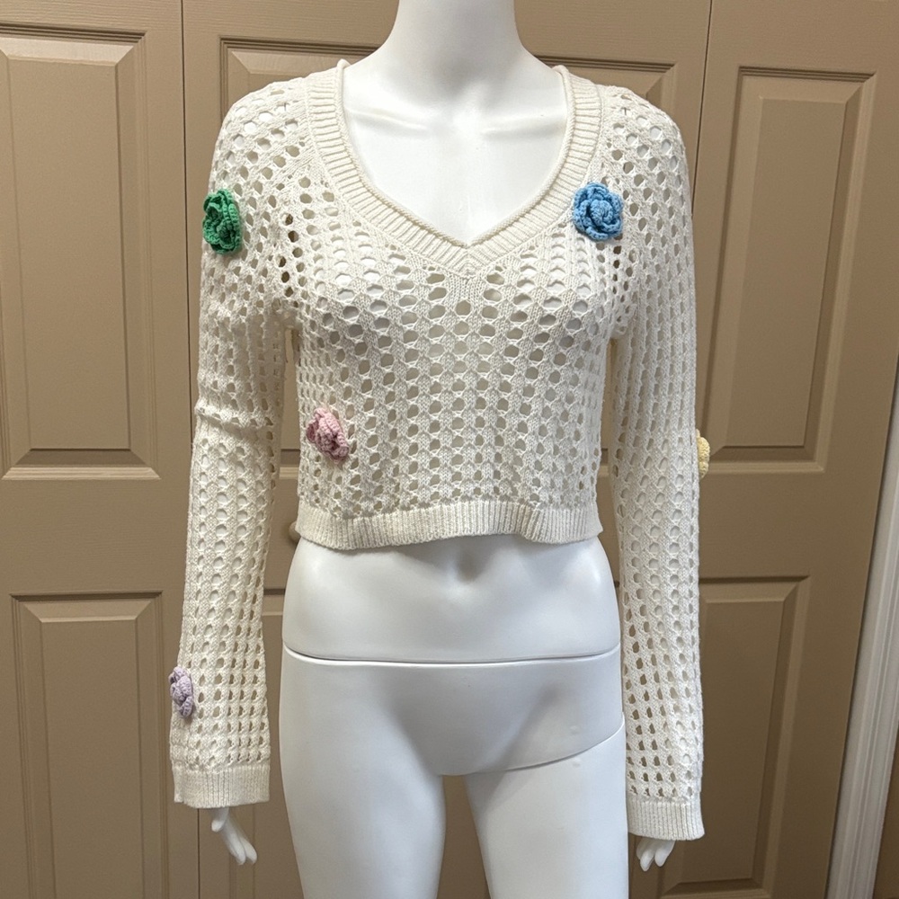 WILD FABLE cropped sweater with flower appliqués